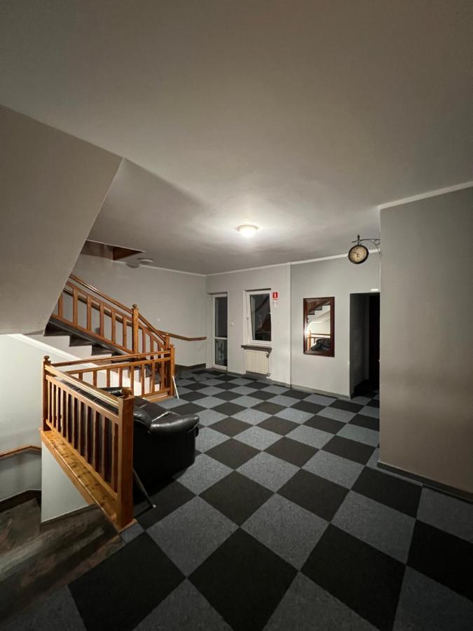 Lezzet B&B Pokoj Goscinny & Turkishrestaurant Varsavia Esterno foto